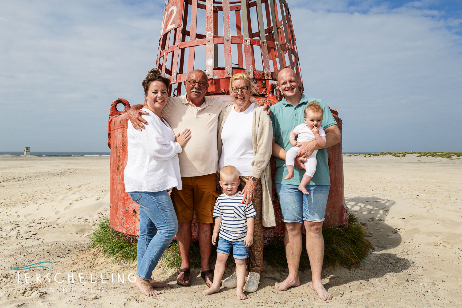 Familiefotoshoot op het strand van Terschelling