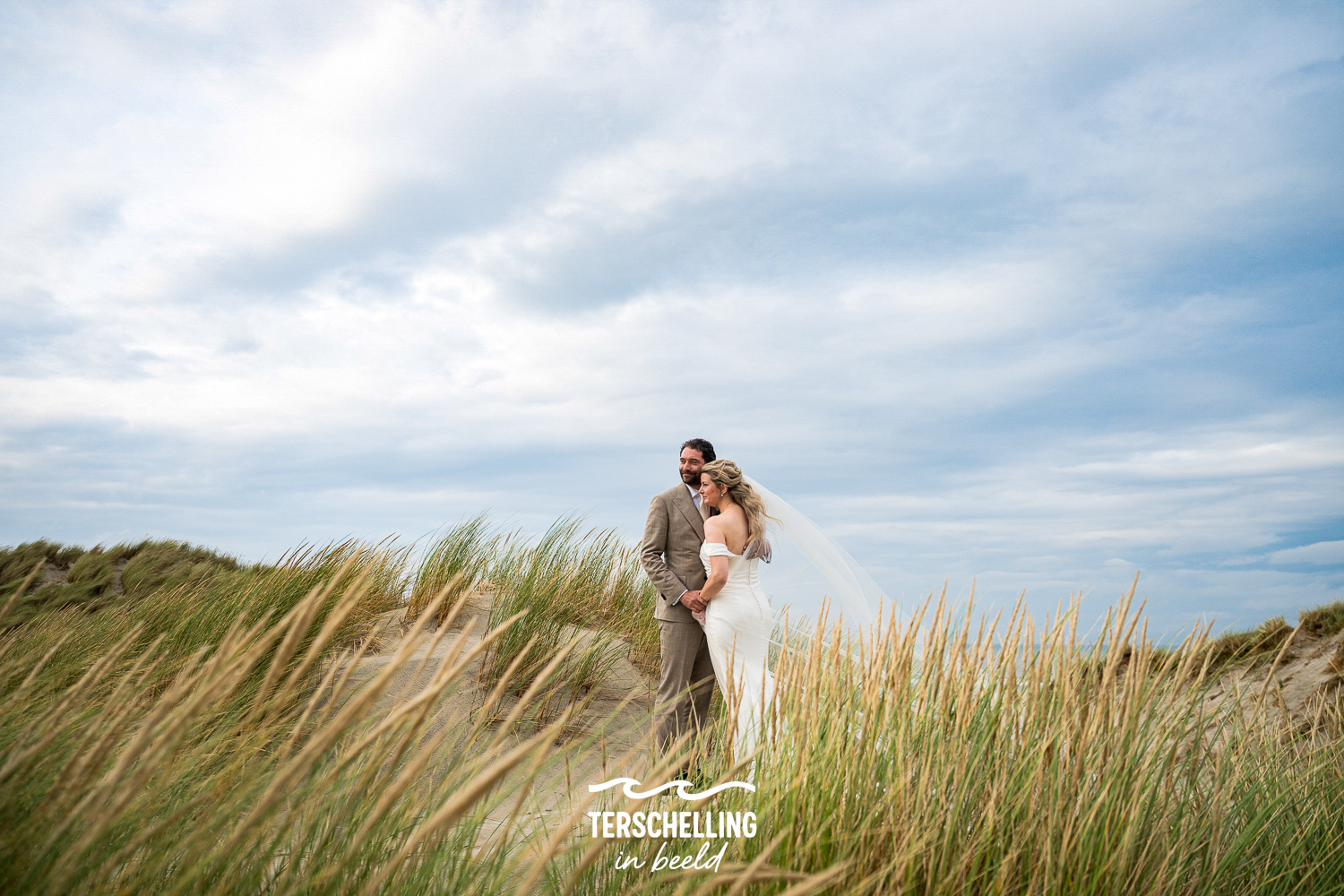 Trouwfotograaf Terschelling fotoshoot strand 